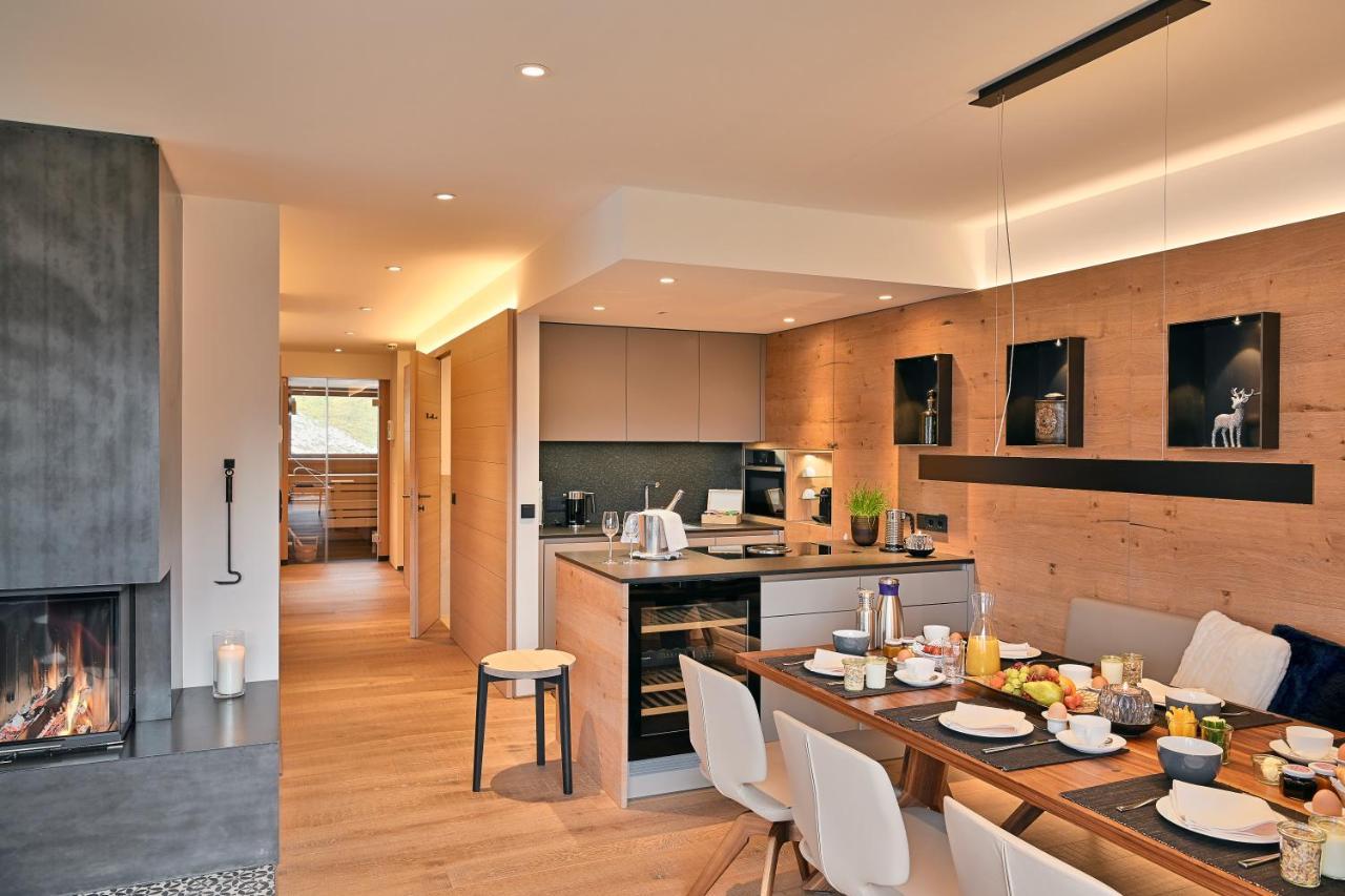 Chalet Hohe Welt - Luxury Apartments レッヒ エクステリア 写真